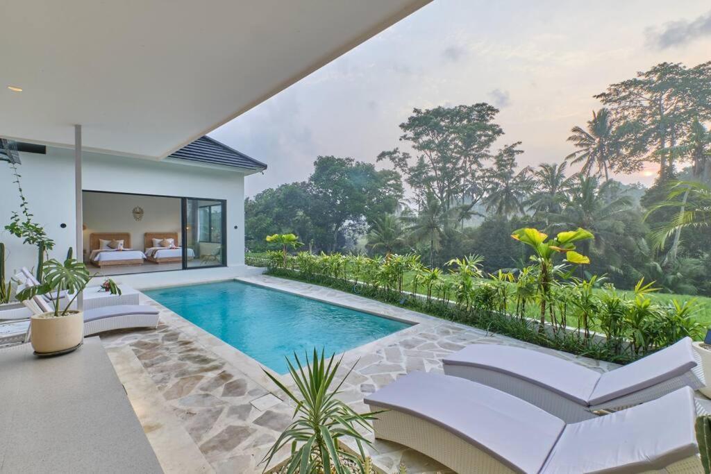 Newly! 3Bdr Modern Villa Close To Ubud Center Экстерьер фото