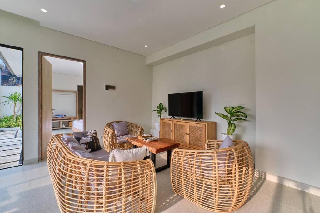 Newly! 3Bdr Modern Villa Close To Ubud Center Экстерьер фото