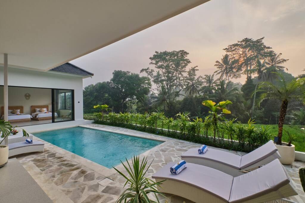 Newly! 3Bdr Modern Villa Close To Ubud Center Экстерьер фото